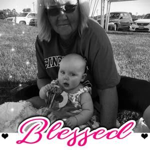 Meet your Posher, Robyn